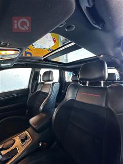 جیپ گراند شیرۆکی